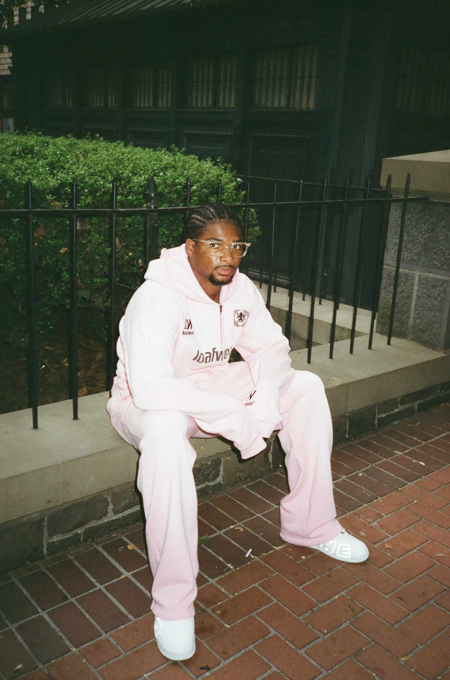 LW fútbol sweats. "starburst"