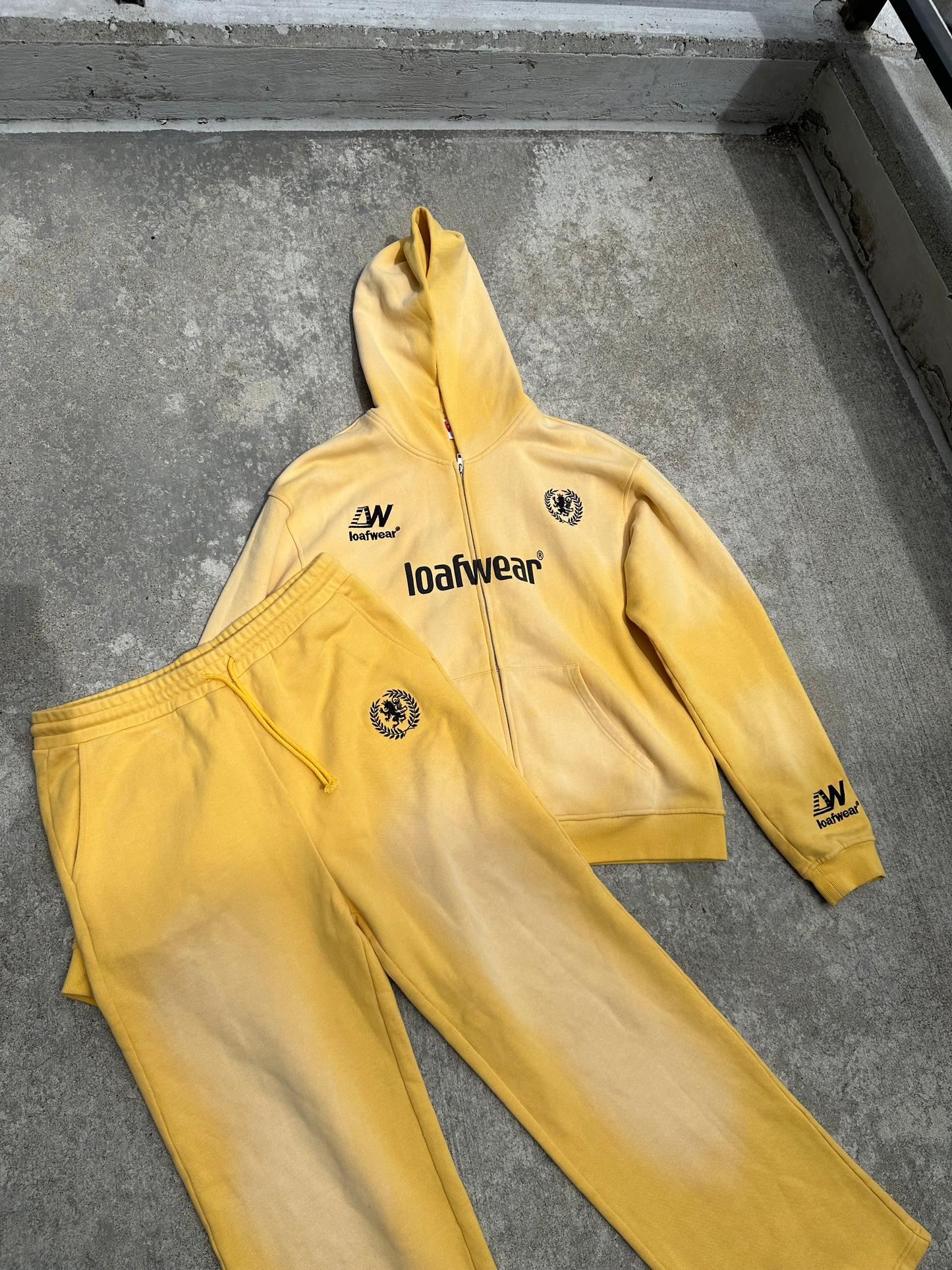 LW fútbol sweats, "tuscan sun"