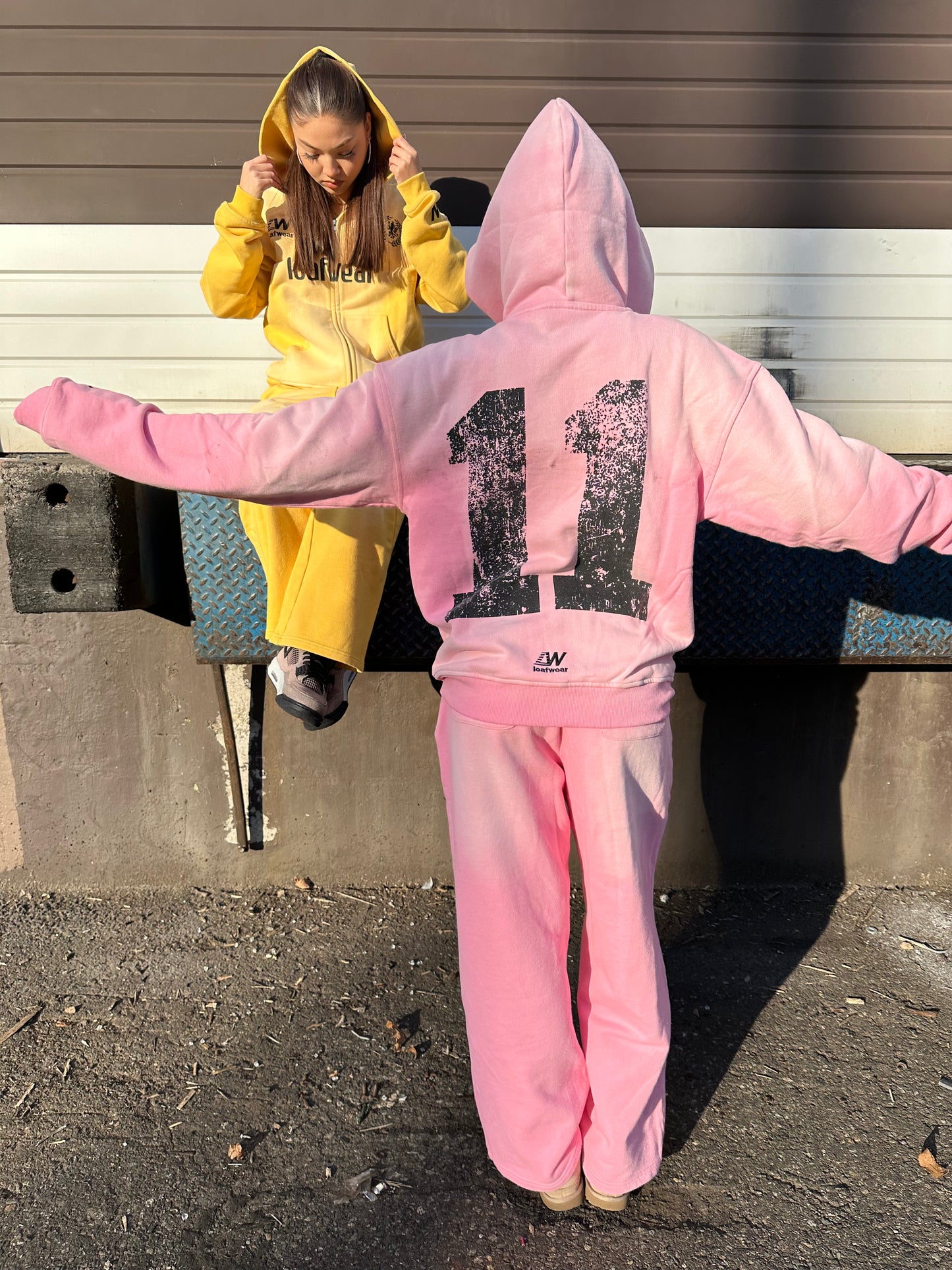 LW fútbol sweats. "starburst"